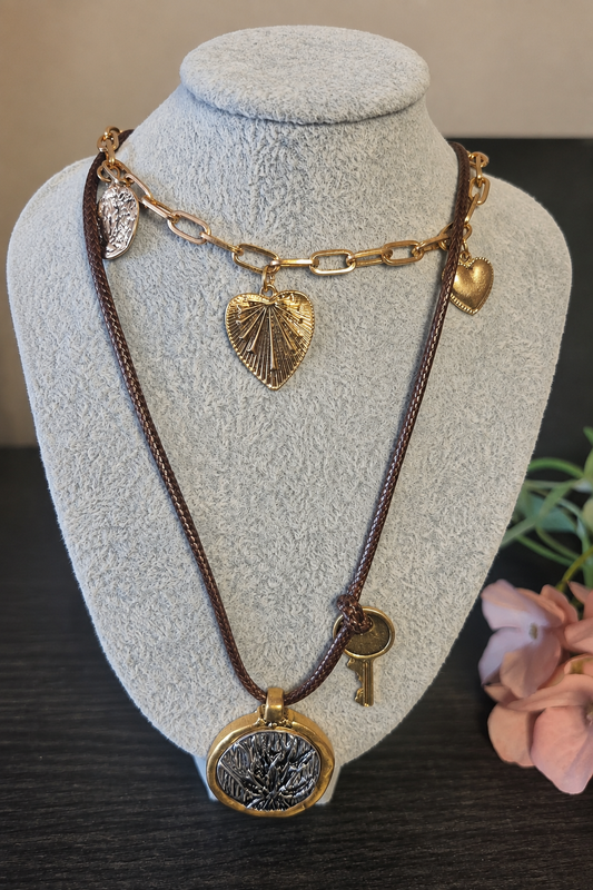 Collar Canela
